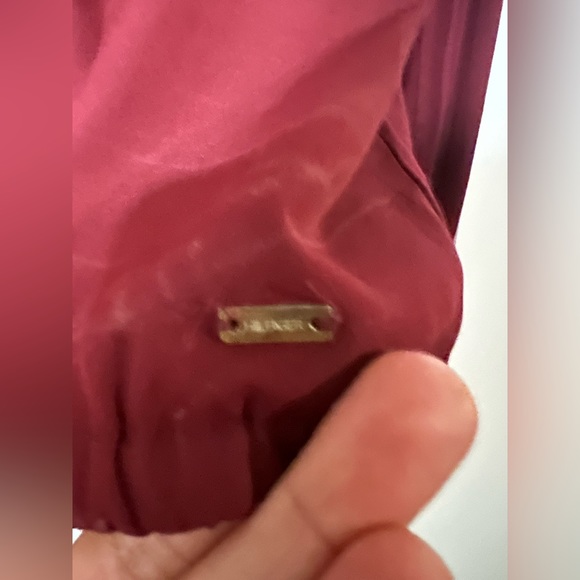 Tommy Hilfiger Women’s tees - Picture 5 of 6